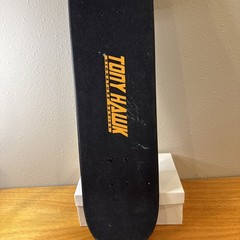NEW Tony Hawk Lenticular 31 In. Wanted Hawk Skateboard 52mm Wheels