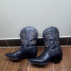 Women’s Black Western Equestrian Boots Floral Cutouts Size 8.5 NW3045