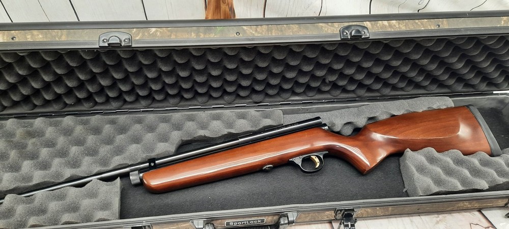 Beeman QB78 Deluxe Bolt Action Single Shot w/ SportLock Case