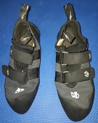 Evolv Climbing Shoes Men 8 Women 9
