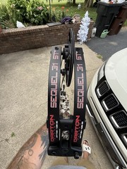 Darton Sequel 31 ST2 RH Compound Bow 60-70# 29.5 Kings Camo w/ Soft barely used