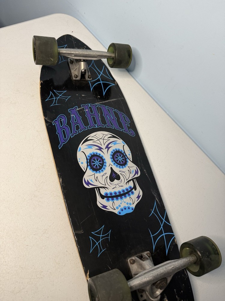 Vintage Bahne 34-1/2″ Long Skateboard Day of the Dead Skull Deck 65mm