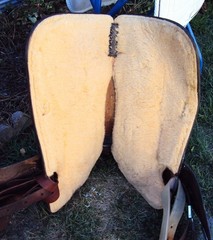 SIMCO Western Show / Parade Saddle- 15″ -SILVER HEARTS- Tooled Design -STUNNING!