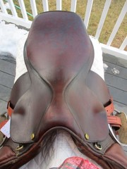 16.5» NARROW HENRI DE RIVEL ADVTG CC JUMP ENGLISH SADDLE w NEW LEATHERS & IRONS