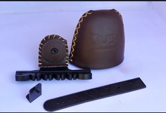6 Arrow Traditional Leather Bow Quiver – Free Clip & Belt Included