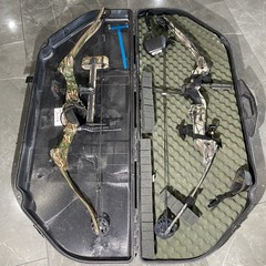 3pc Browning Mirage 3D Bear First Strike w/ Case Compound Bow Archery *NO STRING
