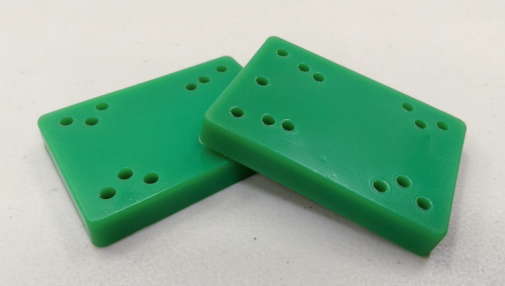 Pair of VINTAGE Skateboard Solid Green RISER PADS ~ 1/2″ ~ Hard Rubber