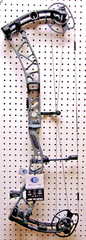 Elite Archery Exalt 35 Bow, RH, DL 24.5″ -30″, 70# Slate Gray-New
