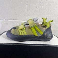 Butora Endeavor Moss Climbing Shoes Lime Green Black Hook & Loop Men’s 10 US