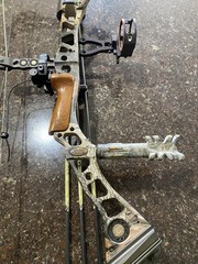 Mathews SoloCam left Hand Bow Hunting Compound Bow 70lb 29in Draw.