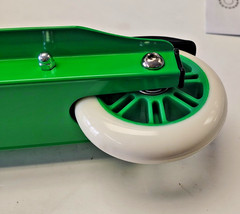 2019 SDCC Razor MMPR KICK SCOOTER (Green Ranger) Mighty Morphin Exclusive Unused