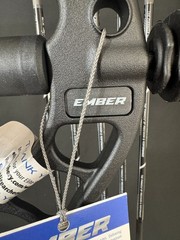 Elite Ember Compound Bow Black Right Hand 40LBS Full Setup New