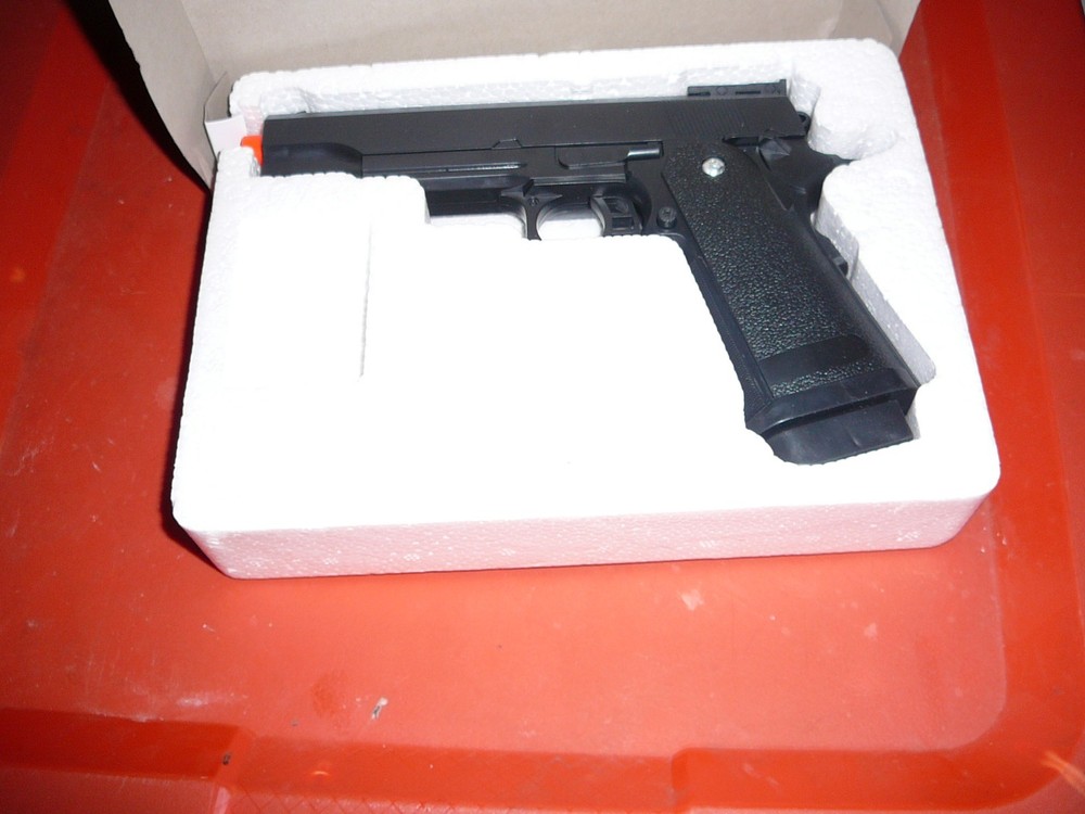 ukarms airsoft pistol