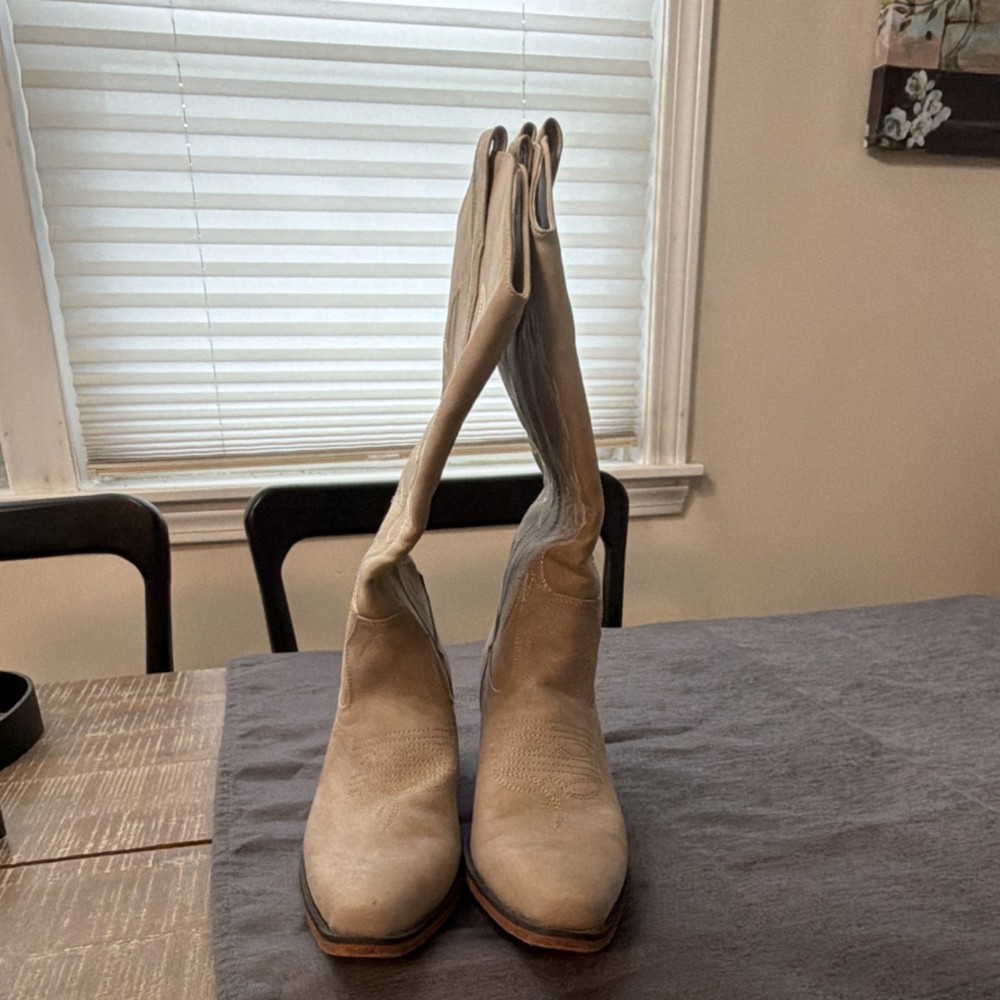 IUV Tan Western Cowboy Pull-On Boots w/ Embroidered Shaft, US 10