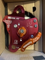 CMC MPD 13mm Multi-Purpose Rescue Device – Used – Tested & Functional