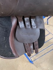 English Collegiate Close contact Saddle 16.5 medium tree Leather/synthetic