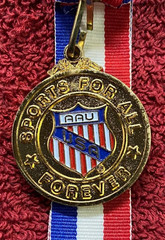 Amateur Athletic Union United States Medal Sport for All & Lanyard Gold Tone M02