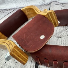 NWT Formay Bell Stirrups Oak Wood 3″ Neck 2″ Tread 5.25 x 5.25 172156-2-BG