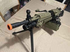 Cybergun x FN M249 MINIMI «Featherweight» Airsoft Machine Gun W/ A&K 1500rd Box
