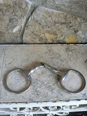 Vintage Eggbutt Slow Twist Jointed Snaffle Bit 5 1/4″ Unbranded Unknown Origin