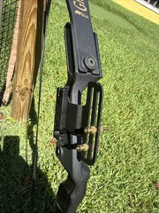 Bear Grizzly Bear Vintage Compound Bow 55 Lbs Right Hand Black Aluminum Archery