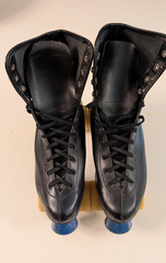 Chicago Roller Skate Co Leather Roller Skate – Powell Bones Wheels – Size 11