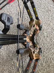 Barnett Raptor Pro STR 400fps Triggertech Realtree Crossbow – Camo (78005)