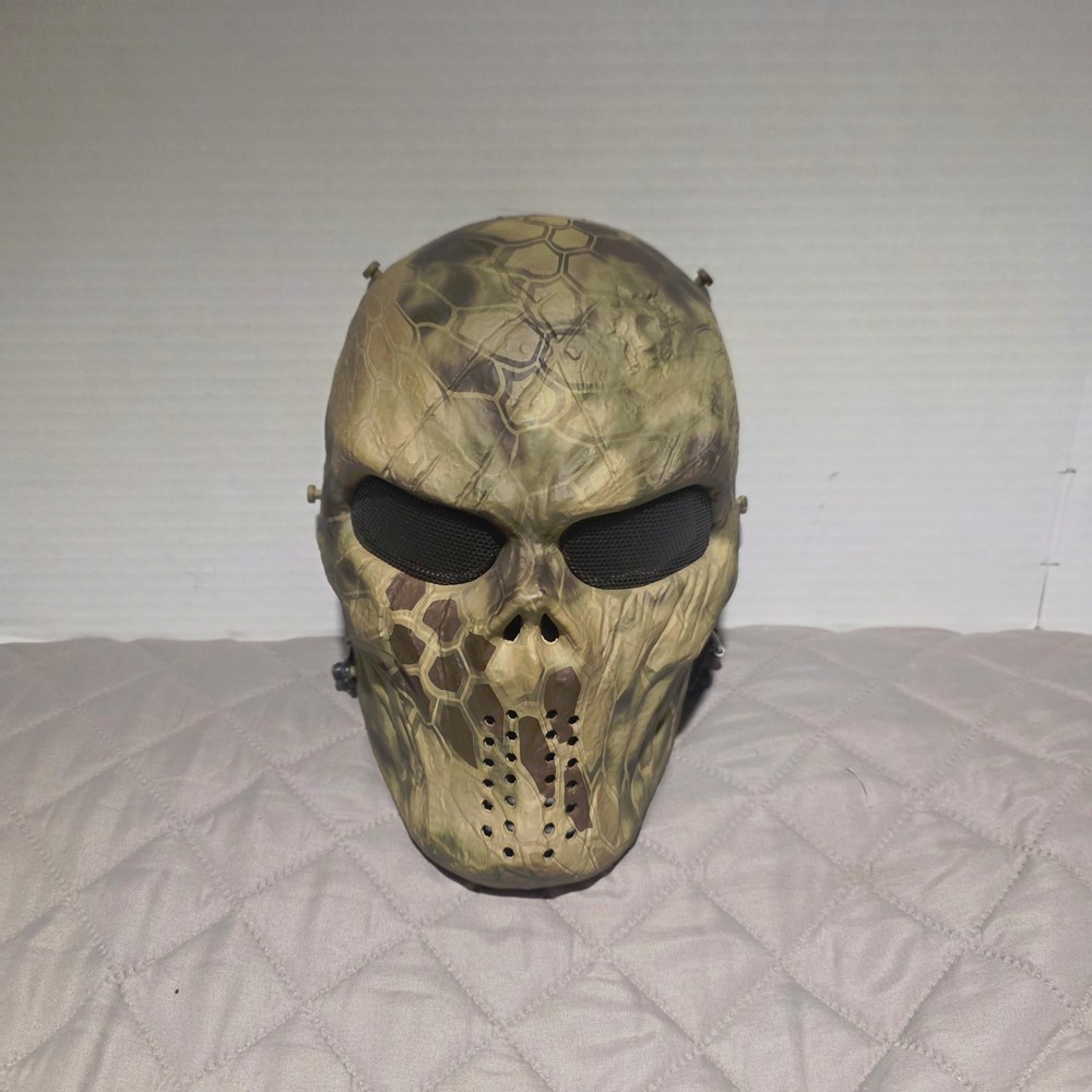 Skull villain style all terrain camouflage pattern tanbrown dark honeycomb TPU