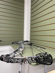 Prime Centergy Hybrid Compound Bow, RH, 55-65#, 30”.