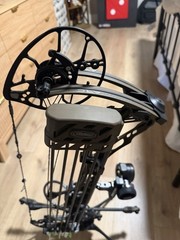 mathews arc 30 compound bow