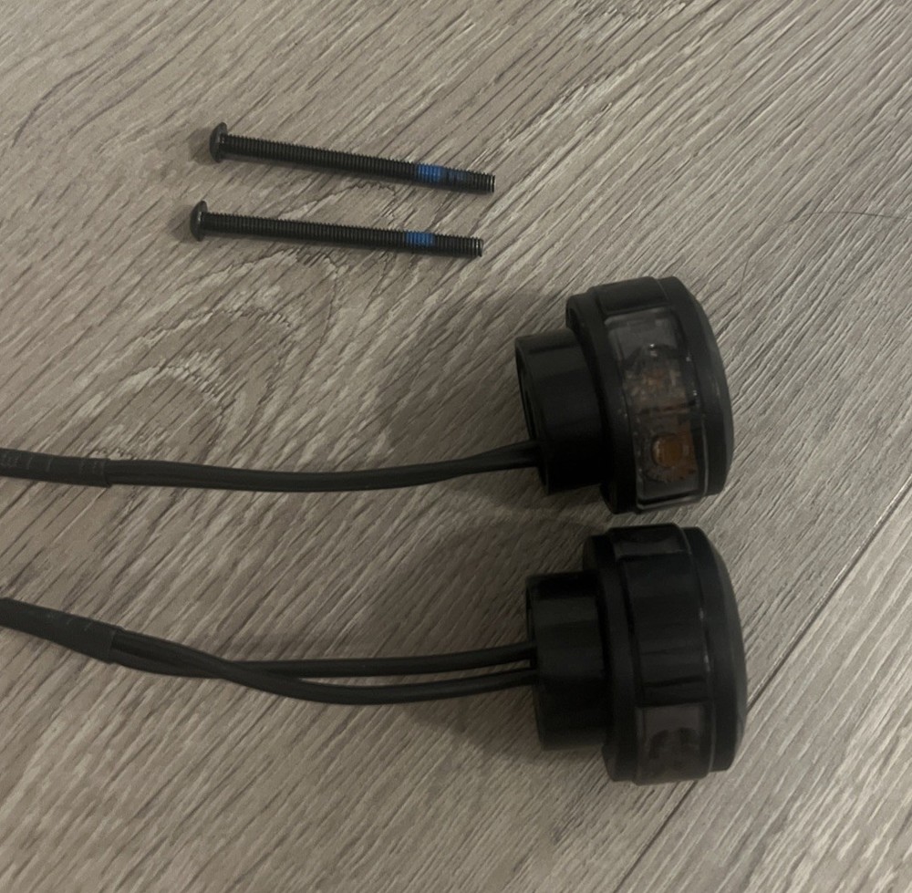 NIU KQI 300X 300P Turn Signal Left & Right
