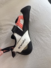 Evolv Geshido Strap Climbing Shoes Womens US 10.5 EU 42 Pink – New without Box