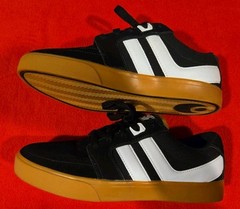 Vtg Osiris Lumin Black Skateboard Shoes Men’s Size 9.5 Great Condition
