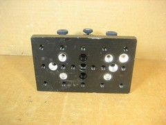 Aluminum Tilt Stage, 3-5/8″L x 1-1/2″H, Base Plate 5″L x 3″W, Threaded Hole 34mm