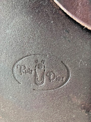Ovation English/Jump Show Saddle 16.5″ seat
