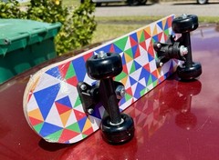 NEW – Kids Mini Full Skateboard Deck 17×5″ Geometric Pattern (150 lb limit)