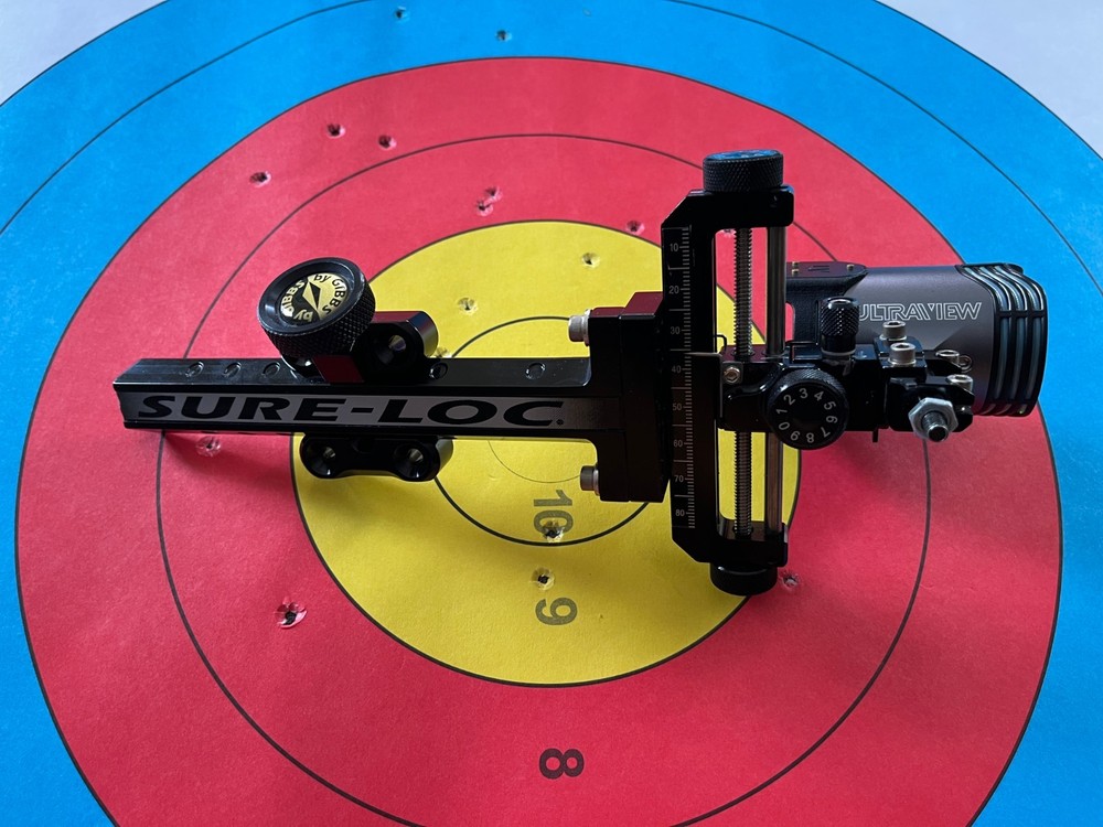 Archery: Right Hand Sureloc Surpeme Compound Sight Rail (UV3 scope not included)