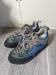 Women’s Garmont Dragontail LT Approach Hiking Climbing Shoes Size 7