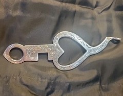 Western Silver Heart Cheek Show Bit – 5″ Snaffle Mouth – 8″ Cheek