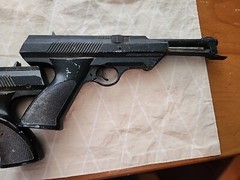 2 VINTAGE Daisy model 188 .177 cal BB Single Stroke Pneumatic Air Pistols Guns