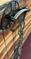 Mathews Lift XD Ambush Green 32″ D/L 70# D/W *Display Bow*