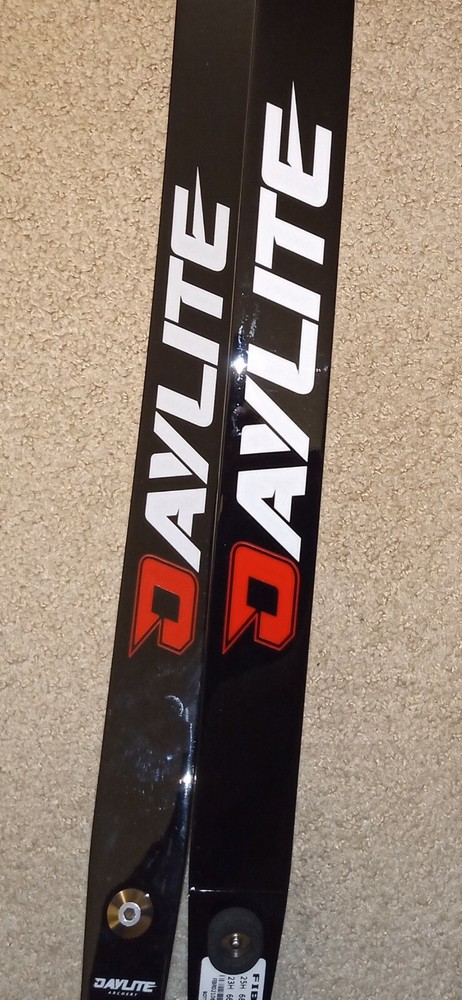 Daylite Olympic Archery Recurve (limbs only) -no riser -68″-34 Lbs Medium