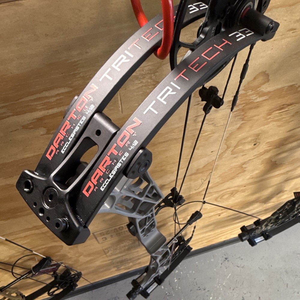 Darton TriTech 31 Compound Bow 60-70lb 25.5-31in 31in RH Stone Grey