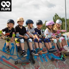 99FLIPS Knee Pads for Kids 3-12 Years – 6pcs Complete Set Certified by TÜV