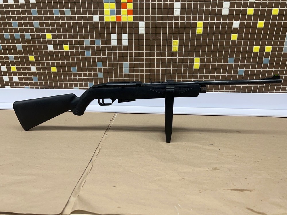 CROSMAN PELLET GUN (R7B008167)