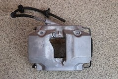 BMW G20 G21 G30 G31 G32 G11 G12 X3 G01 X5 G05 BRAKE CALIPER FRONT LEFT 6883735