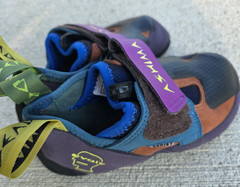 Evolv Ashima X Brain Dead Zenist Climbing Shoes Size 6 Multi Color