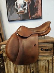 Antarès Jump Saddle – 17” Seat | 2A Flap | P Seat