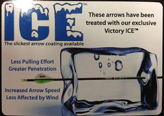 6 VICTORY ARROWS with 2 LIGHTED NOCKS FOR CROSSBOW 20″ HALF MOON – V6 SPORT