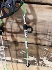 MATHEWS Phase 4 29 RH 70lbs GAS Strings Compound Bow
